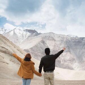 Honeymoon Special – Romantic Kashmir Escape